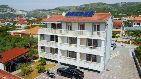 Apartments Jozic