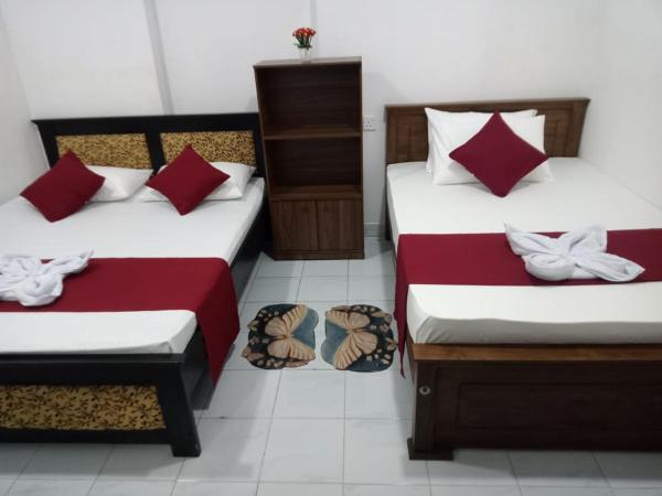 Green Lotus Family Resorts, Забронировать  Отели Анурадхапура с парковкой, Парковка