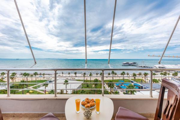 Seafront Infinity Apartments Durres, Забронировать Апартаменты/квартира Отели Дурреса с парковкой, Парковка
