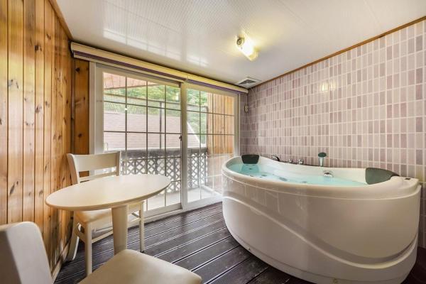 Gapyeong Green Star Pension Remodeling, Spa, Забронировать  Капхён Кёнгидо