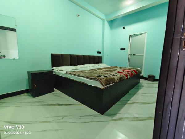 Shiv palace guest House, Забронировать  Удджайн штат Мадхья-Прадеш, рядом с Храм Махакалешвар-Джьотирлинга