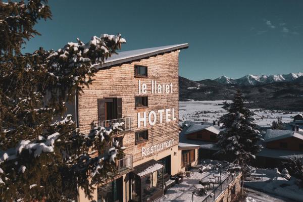 Llaret Hotel