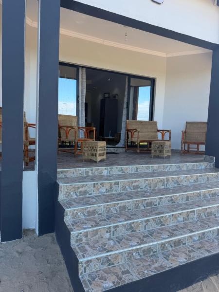 Hilltop Villa Sengabay, Забронировать  Салима 