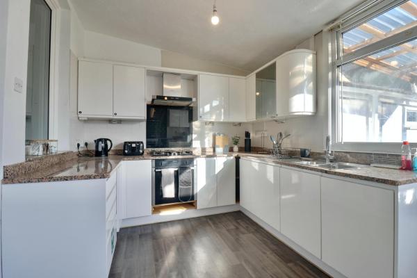 WorkStay Rooms With Ensuite and Shared Bathrooms