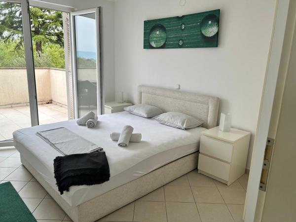 Apartments Lux, Забронировать Апартаменты/квартира Малинска 