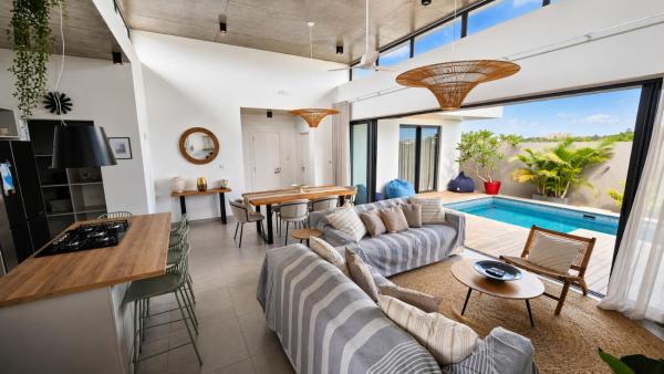Villa Ilanga 3-Bedroom and private pool in Grand Baie, Забронировать  Гран-Бэ Северное побережье Маврикия