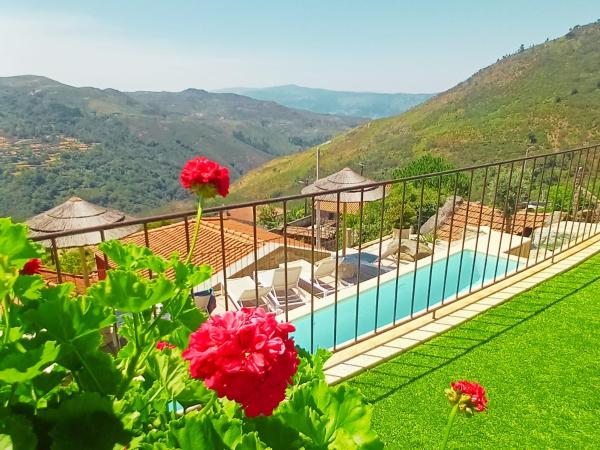 Cabreiros Villa - Casas de Campo, Забронировать  Отели Serra da Peneda с парковкой, Парковка