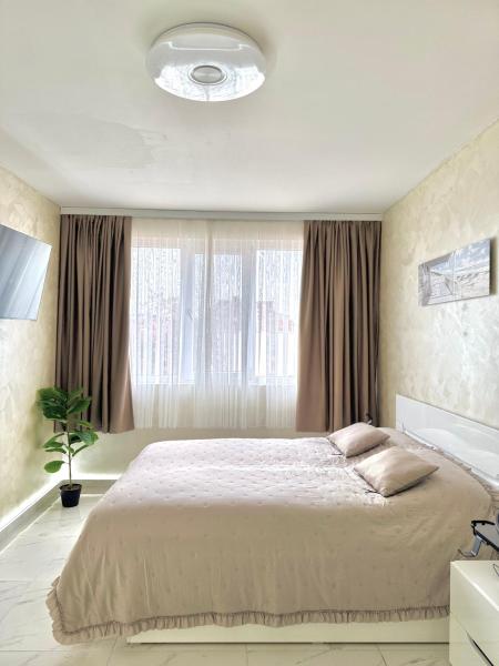 Modern 1BDR Apartments with Garage Sofia Near Metro & Park, Забронировать Апартаменты/квартира София Vitosha