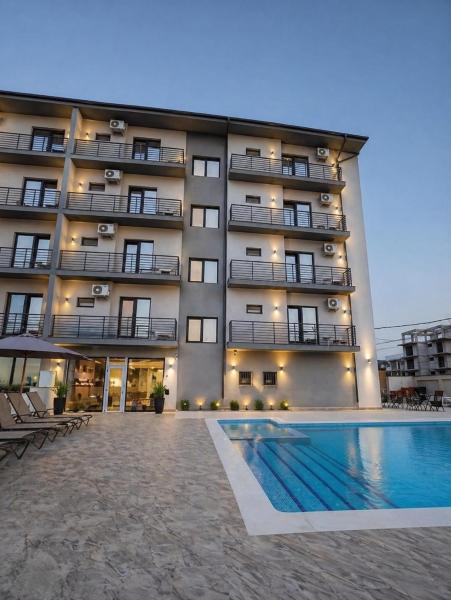 Kharisma - Mamaia Nord, Забронировать  Отели Мамайя Норда – Нэводари с парковкой, Парковка