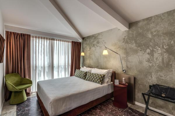 Barberini 16- Boutique Hotel, Забронировать  Бизнес-отели Рима, рядом с La Rinascente, 4* 5*