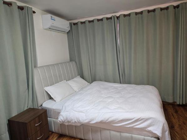 Fu Shang Villa, Забронировать  Отели провинции Багмати-Прадеш с парковкой, Парковка