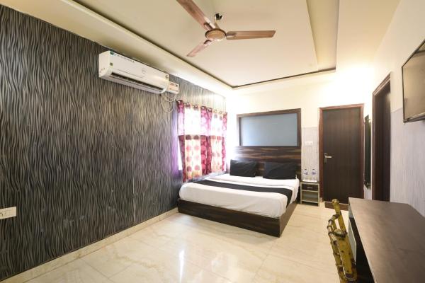 Hotel Stay 21