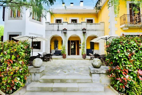 Hotel Punta Me Torreblanca Palace, Забронировать  Гвадаррама Sierra de Guadarrama