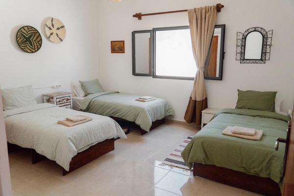 Private Mini Villa, Забронировать  Отели Тенсифт с парковкой, Парковка