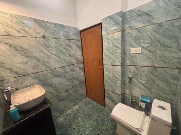 Trip Trovas Basra Riverside Homestay