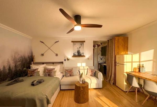 Lindners Hideaways - Gutshof Pine Retreat - In Villa - Sauna - Garten mit Rehgehege - Terrasse - Frühstück - Blick ins Grüne - SKI - Arber - Osser, 预订  霍恩瓦特 Grosser Arber