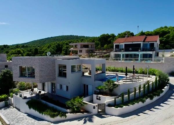 Villa Jasmina, Забронировать  Отели Стоморска с бассейном, Бассейн