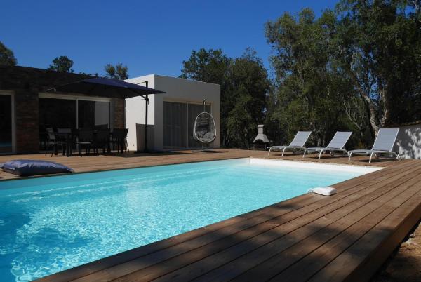 Villa avec piscine à 700m de la plage, Забронировать  Дзондза South Corsica