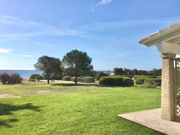 Villa 8 beds in Costa Rei just 50 mt from the sea, wonderful SEA VIEW, Забронировать  Отели Коста-Рей с парковкой, Парковка