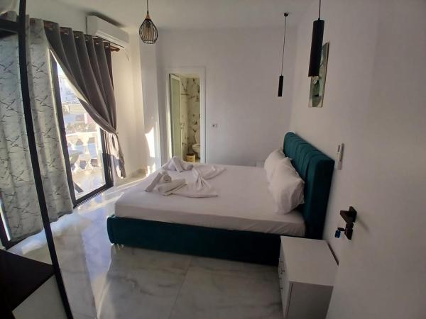 Hotel Bar Pizzeria Verona, Забронировать  Отели в центре Ксамил, в центре