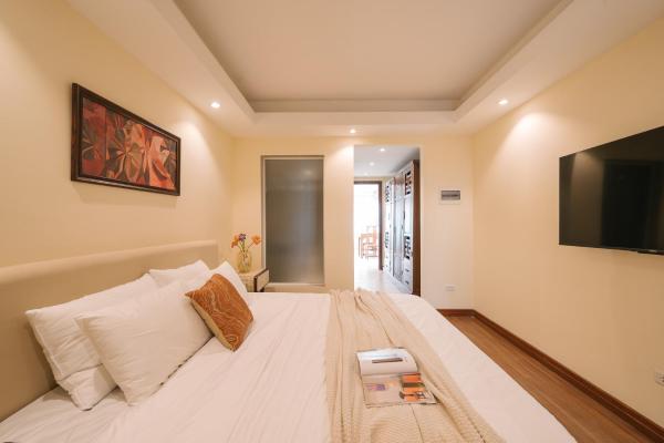 City view Serviced Apartment with Elevator by Ssens Home, Забронировать Апартаменты/квартира Ханой Муниципалитет Ханой