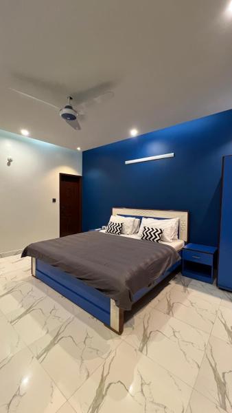 The Hotel In Karachi, Забронировать  Отели Карачи с парковкой, Парковка