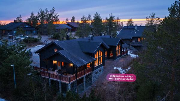 Villa Kotkanpesä 1&2 - 24hlö, Both sides, Himos Länsihuippu Ski-inout, Забронировать  Отели Йямся с парковкой, Парковка