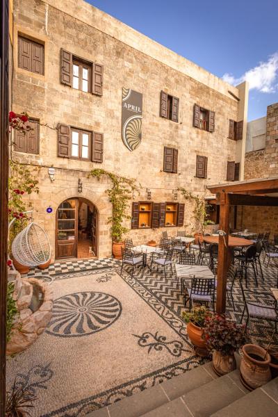 April Rodos Traditional Guesthouse, Забронировать  Родос остров Родос