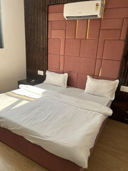 Villa 37, 预订  Dhamni 