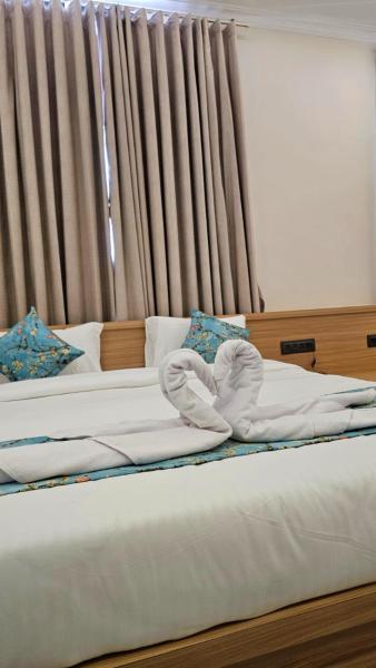 Hotel Krishna Palace, Забронировать  Сирохи штат Раджастхан