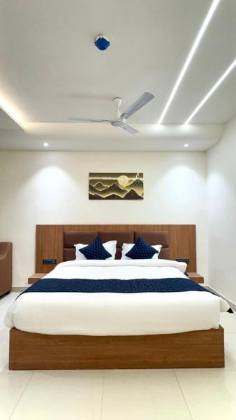 HOTEL PARV villas, Забронировать  Берор 