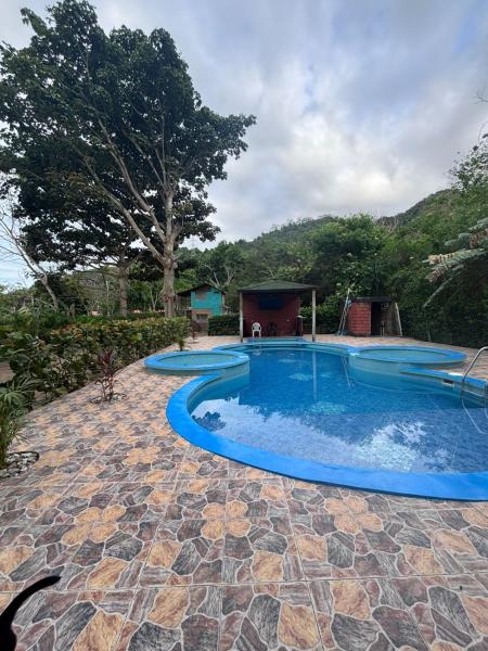 Hostel Palomino Haven La Guajira, Забронировать  Отели Guajira с парковкой, Парковка