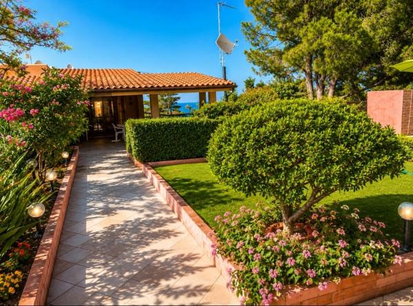 Villa GioEle, Забронировать  Отели Кастелламмаре-дель-Гольфо с парковкой, Парковка