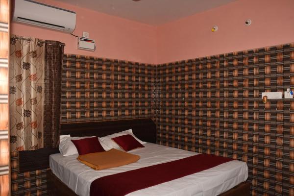 KJ ROOMs, Забронировать  Тируккадайюр штат Тамилнад