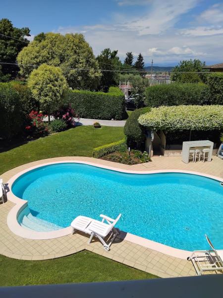 Villa Gioiello Luxury House, Забронировать  Отели Монтополи-ин-Валь-д'Арно с парковкой, Парковка