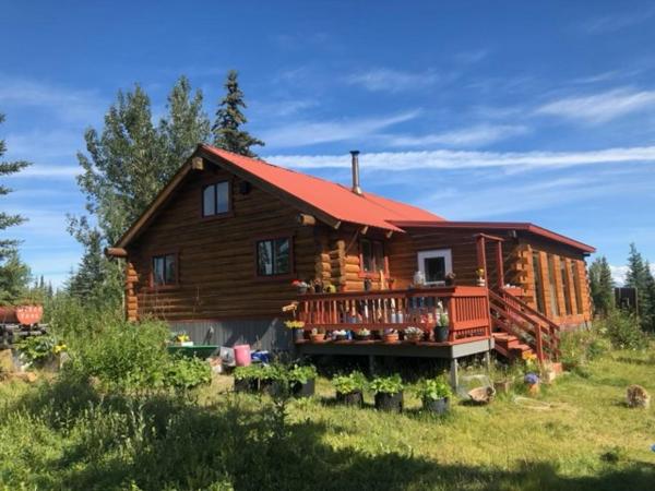 Huny Haus, Забронировать  Отели Wrangell-St. Elias с парковкой, Парковка