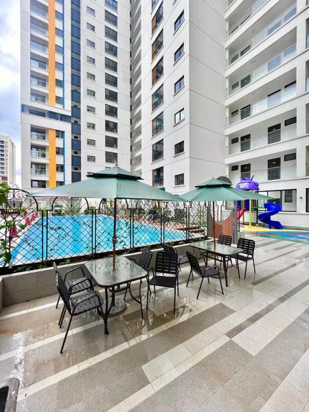 modern classy executively furnished three bedroom apartment with modern finishes ,swimming pool, fully fitted gym ,breathtaking city views and close proximity to major shopping malls and gourmet restaurants, Забронировать Апартаменты/квартира Найроби Найроби Каунти