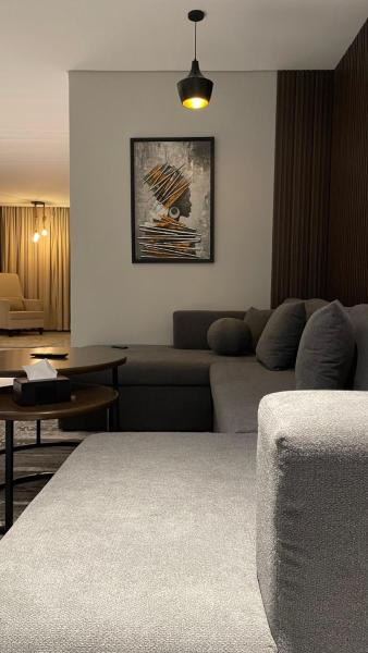 AVENAIR LUXURIOUS EXECUTIVE APARTMENTS By ALVIS SUITE, Забронировать Апартаменты/квартира Апартаменты Лахра, рядом с Pace Shopping Mall, Апартаменты/квартира
