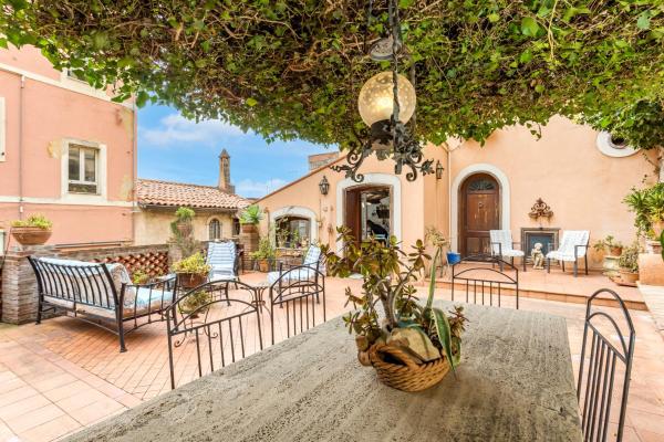 Villa Margherita - Taormina Storica, Забронировать  Таормина Побережье Таормины