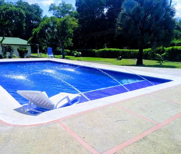Finca la Playita Villeta, Забронировать  Отели в центре Вильета, в центре