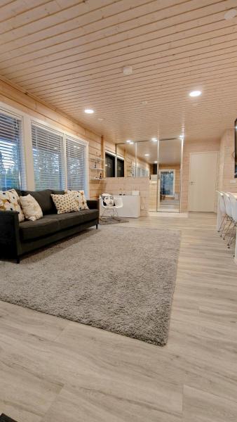 Villa Viihy, Забронировать  Отели Северной Остроботния с парковкой, Парковка