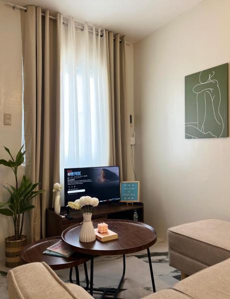 Solara Villa, Gensan, Забронировать  Отели Генерала Сантос с парковкой, Парковка