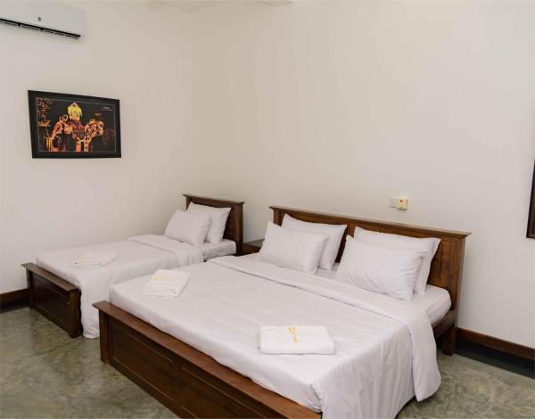BTI Leisure Hotel, Забронировать  Катарагама Monaragala District