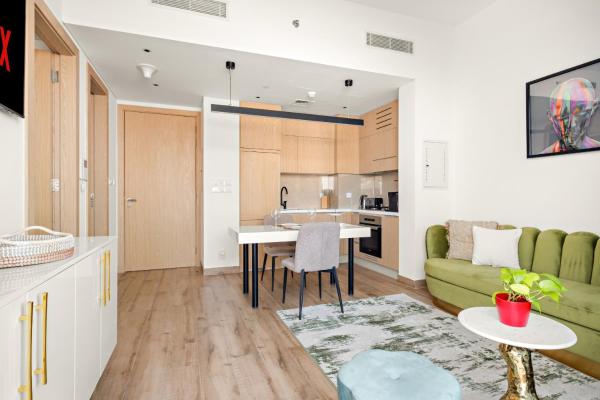 VayK - Elegant 1 BD in Jumeirah Village Circle, Забронировать  Джумейра Дубай