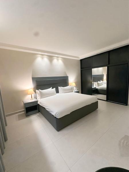 Modern Luxury Apartment 2 bed rooms in Amman 5th circle, Забронировать Апартаменты/квартира Амман Провинция Амман