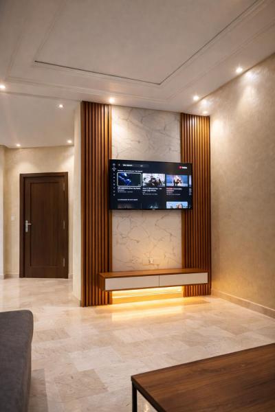 TNG 2BR 2bath with blcony-1min from train station-parking-clim, Забронировать  Танжер Tanger-Assilah