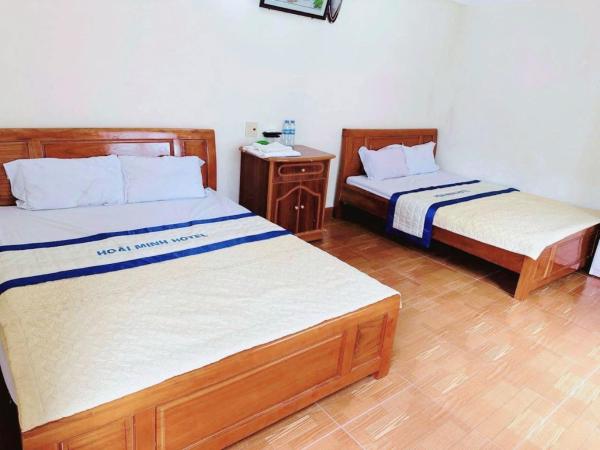 Hoài Minh Hotel - Phố đi bộ Quan Lạn, 预订  泉兰 广宁省