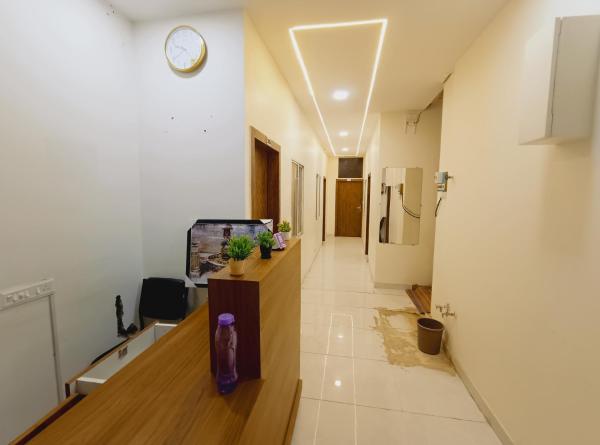 Hotel Shree Sanwariya Inn, Забронировать  Удджайн штат Мадхья-Прадеш