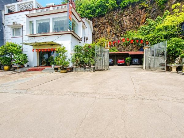 Thiên Phúc Hotel, Забронировать  Моктяу провинция Шонла