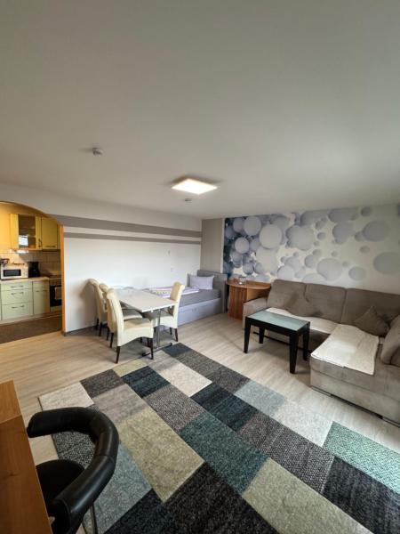 Hellwig Ferienwohnung 1, Забронировать  Бернбург 